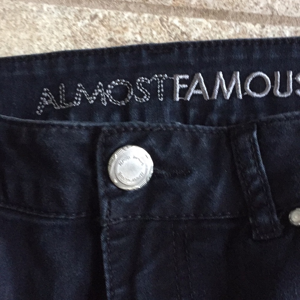 Jeans - Picture 2 of 4